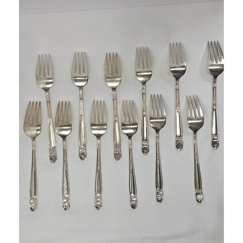 Holmes & Edwards Danish Princess IS Silverplate Dinner Forks Set of 12 Vintage